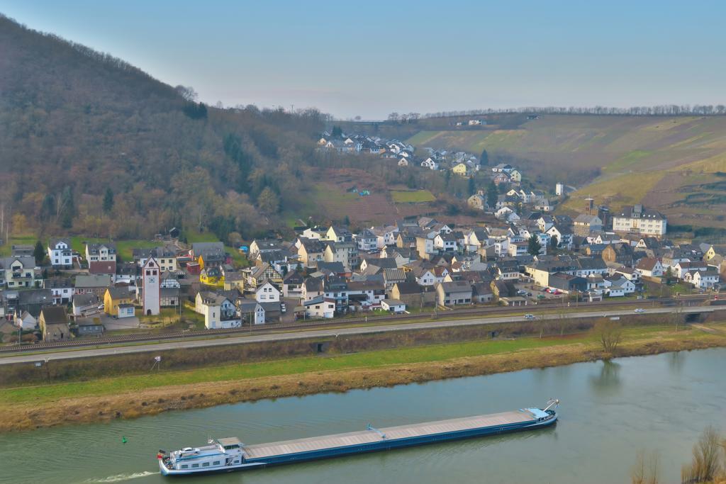 Lehmen Ferienwohnungen Haus Am Wuerzlaysteig מראה חיצוני תמונה